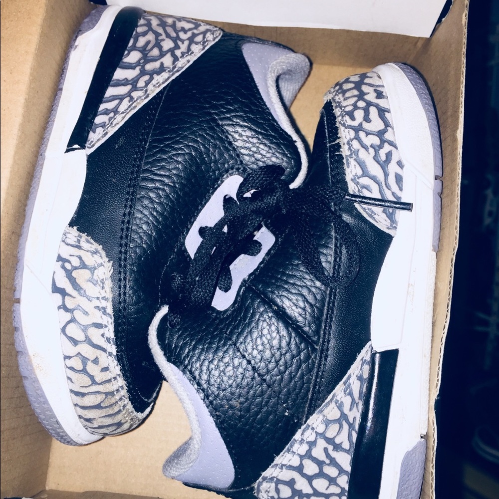 Jordan 3s